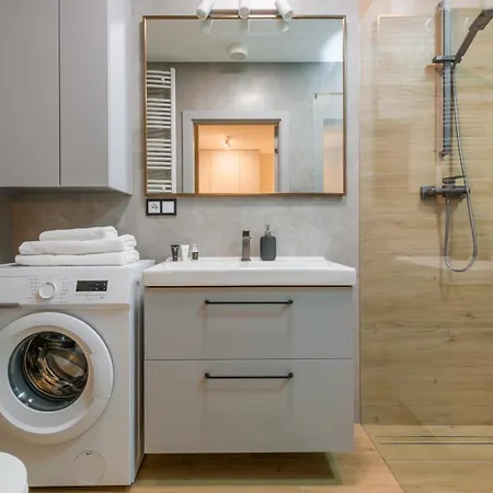 Black & Pink A020 - Διαμέρισμα *